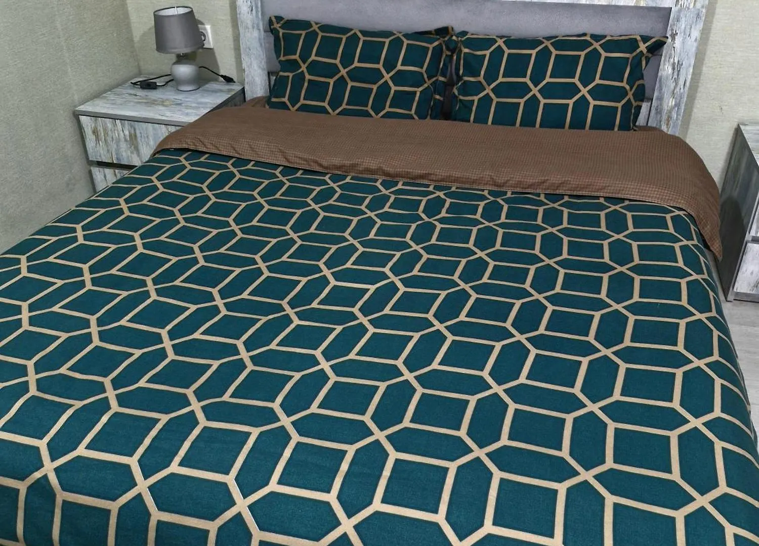 Fenix Apartment Τυφλίδα